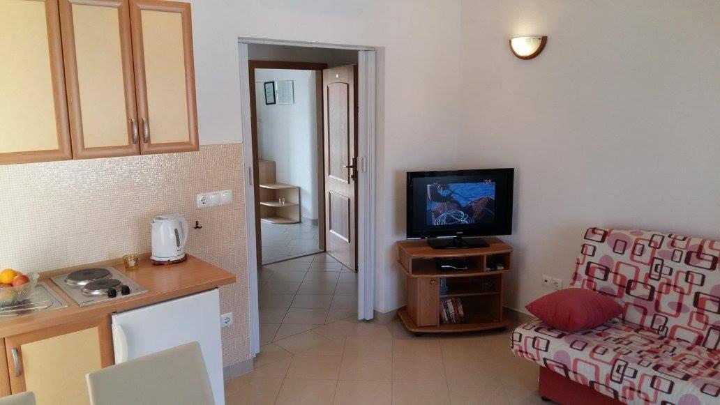 Apartmani Kontic Baska Voda Ngoại thất bức ảnh