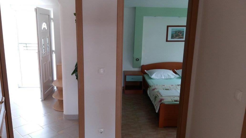 Apartmani Kontic Baska Voda Ngoại thất bức ảnh