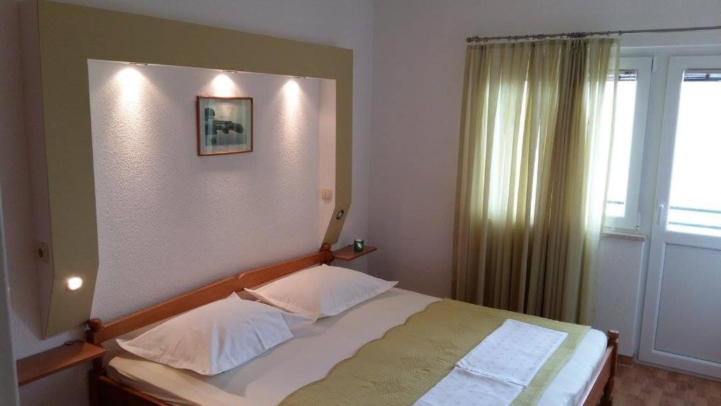Apartmani Kontic Baska Voda Ngoại thất bức ảnh