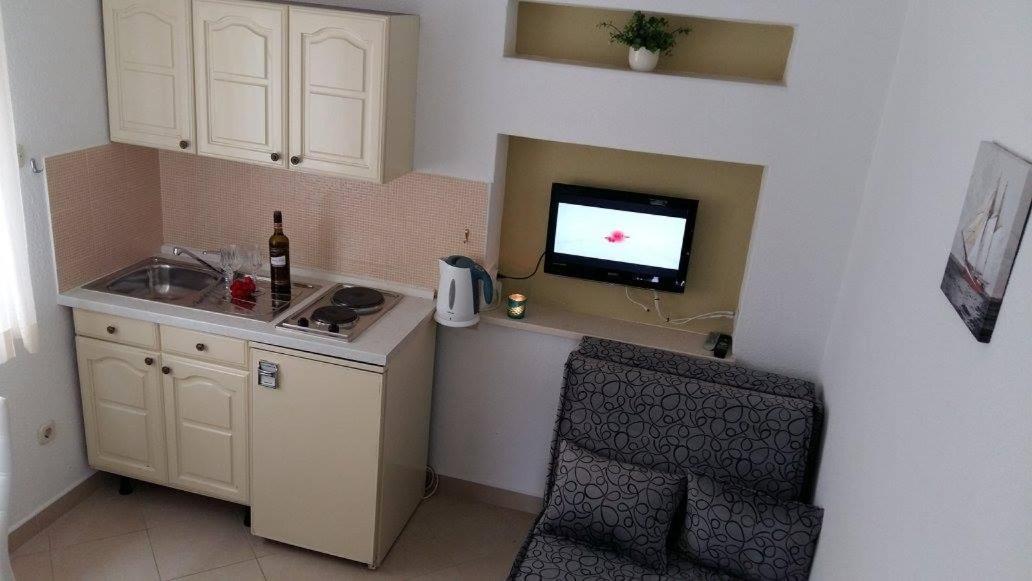 Apartmani Kontic Baska Voda Ngoại thất bức ảnh