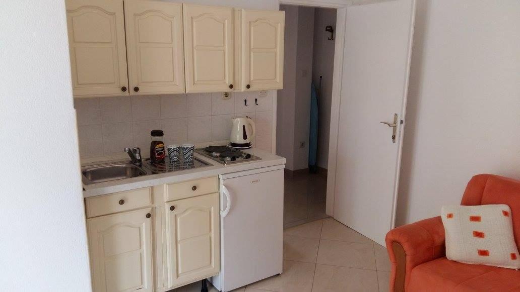 Apartmani Kontic Baska Voda Ngoại thất bức ảnh