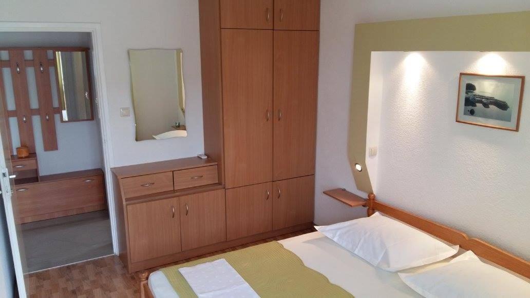 Apartmani Kontic Baska Voda Ngoại thất bức ảnh